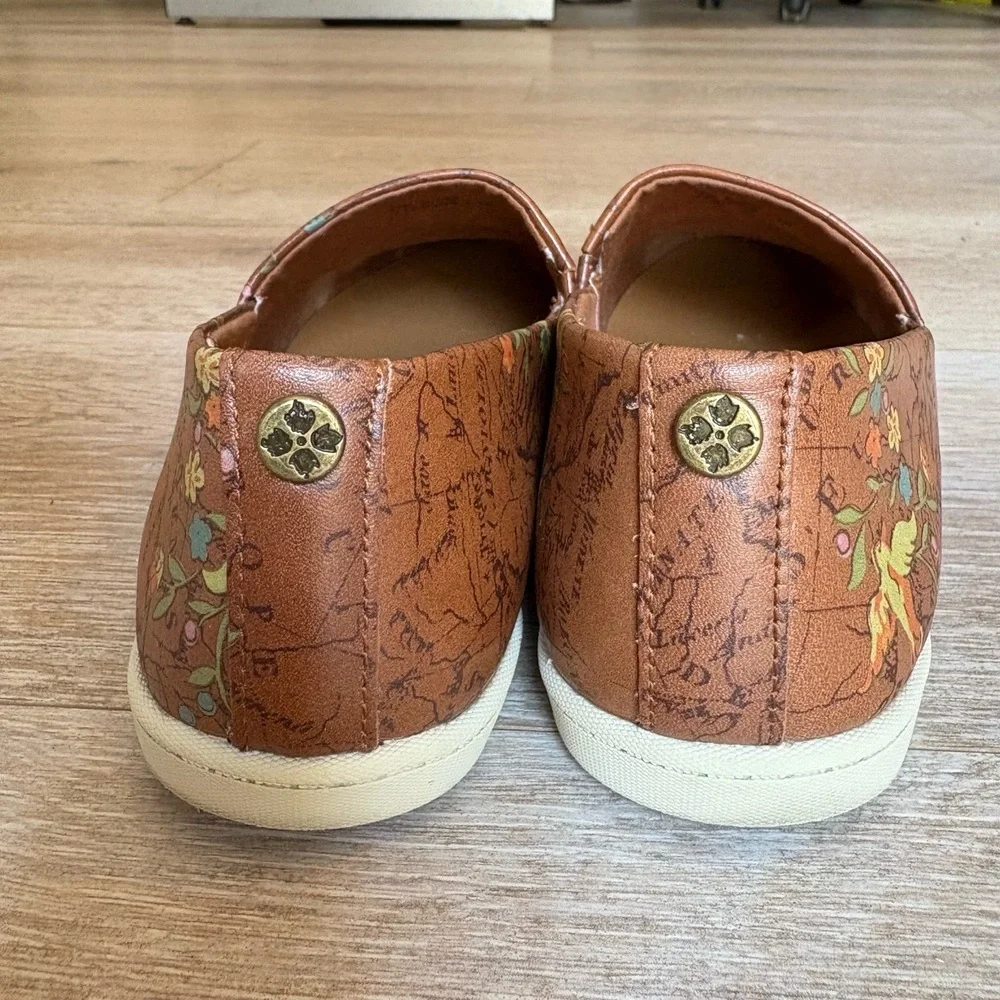 Patricia Nash Loafers Women Size 8.5 Brown Pointed Toe Floral Map Boho